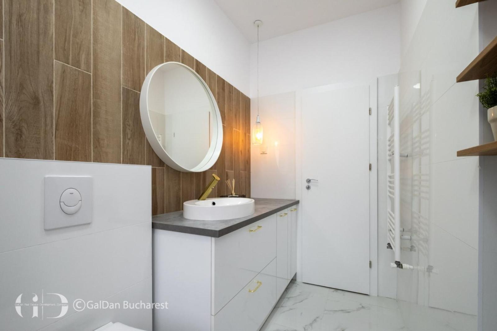 The Loft Luxury Apartments-Near The Park In The City Center Bucarest Esterno foto