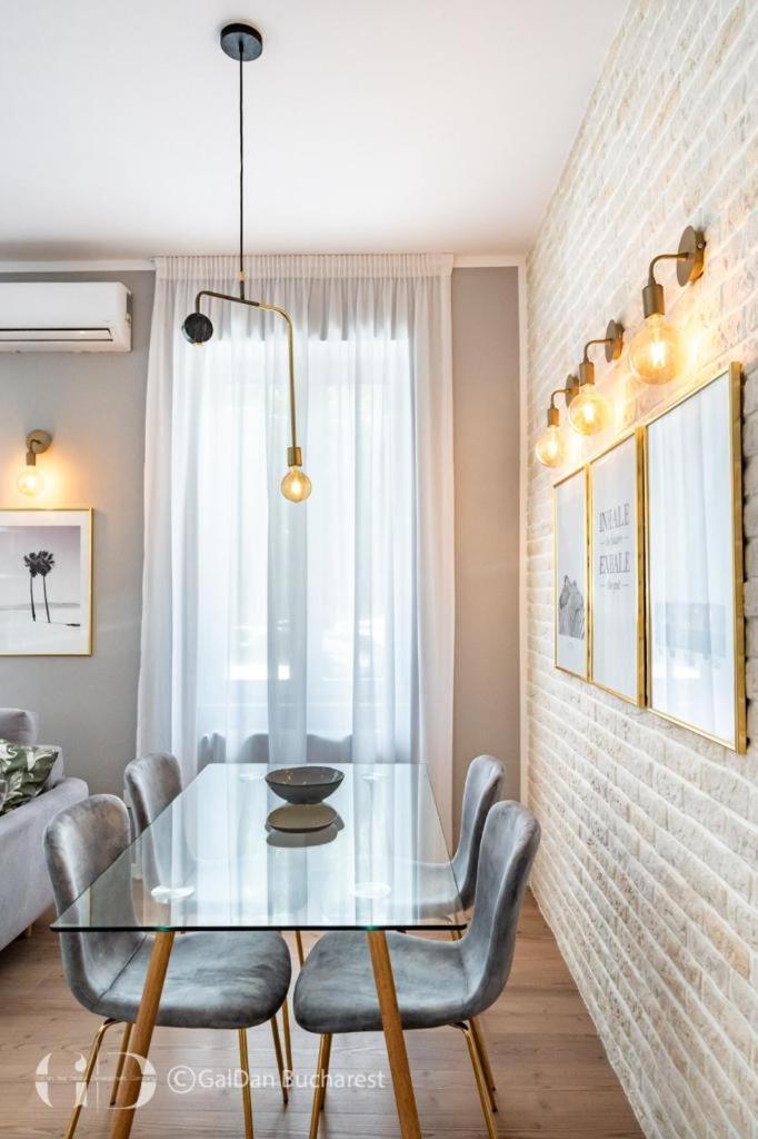 The Loft Luxury Apartments-Near The Park In The City Center Bucarest Esterno foto