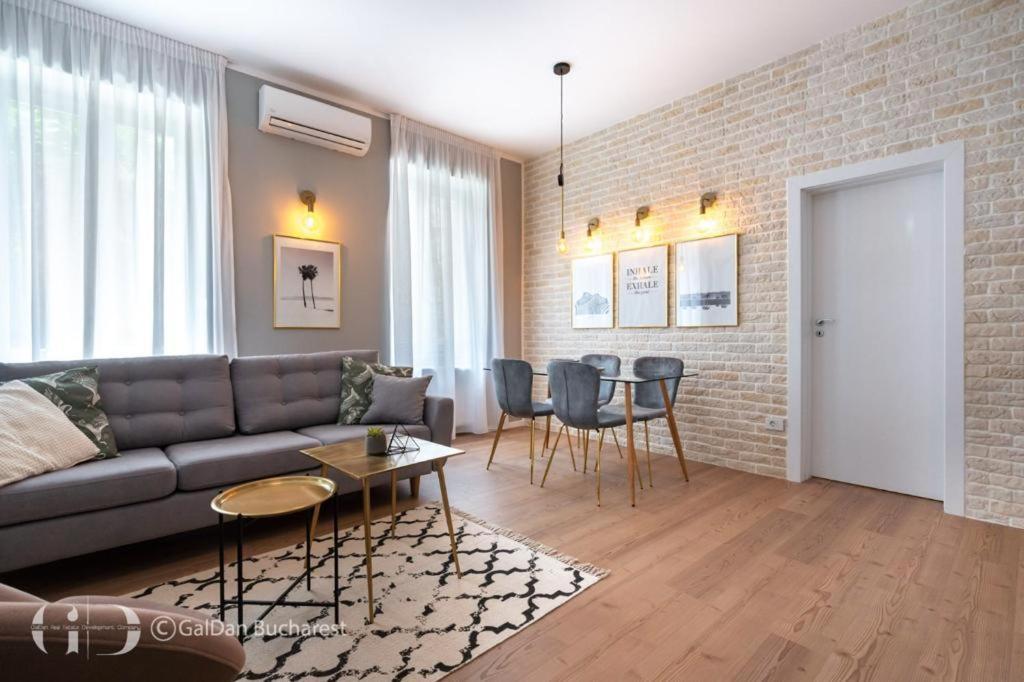 The Loft Luxury Apartments-Near The Park In The City Center Bucarest Esterno foto